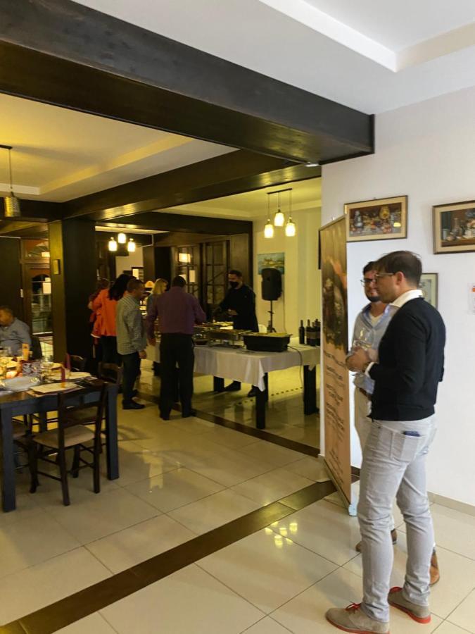 Pensiune Restaurant Indus Ocna Sibiului Buitenkant foto
